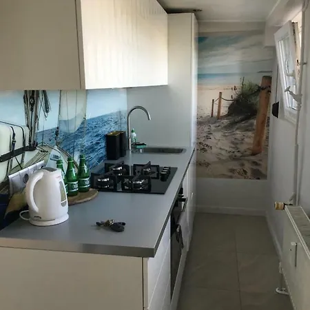 Apartament Armia *